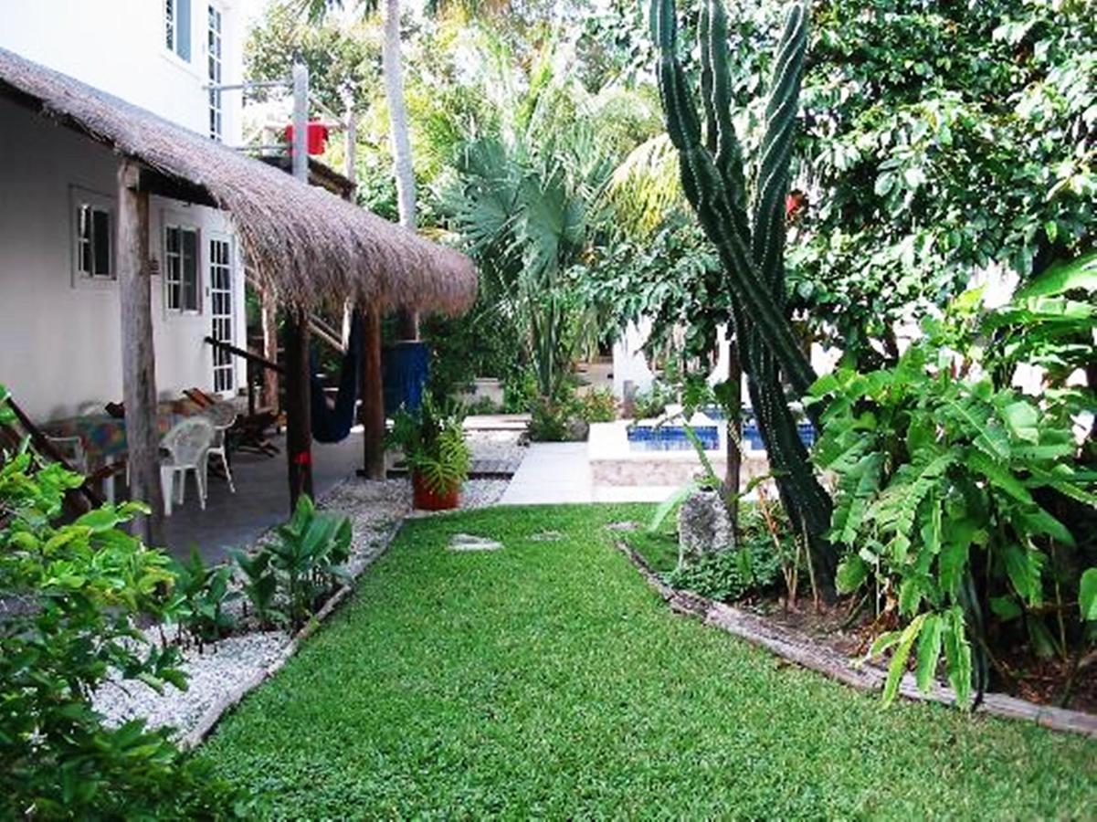 Villa Escondida Guest House Cozumel Downtown Exterior photo